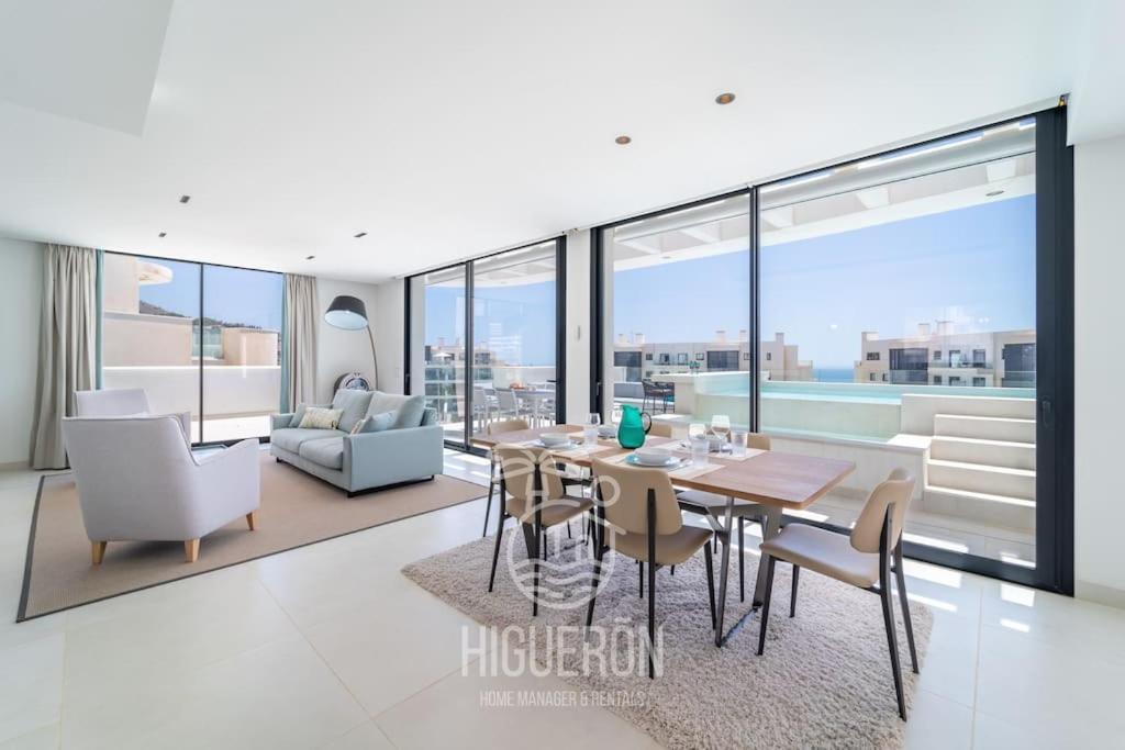 Higueronrentals The Bay Appartamento