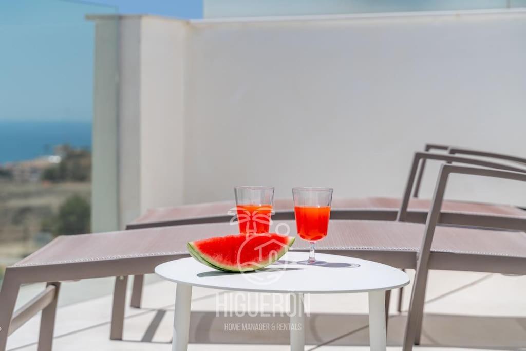 Higueronrentals The Bay Appartamento